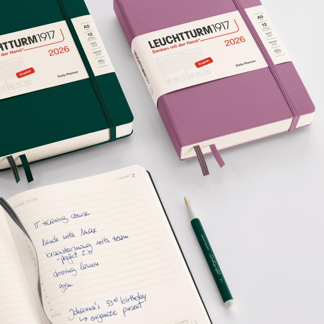 leuchtturm1917-tageskalender-2026-medium-a5-forest-green-englisch image 2