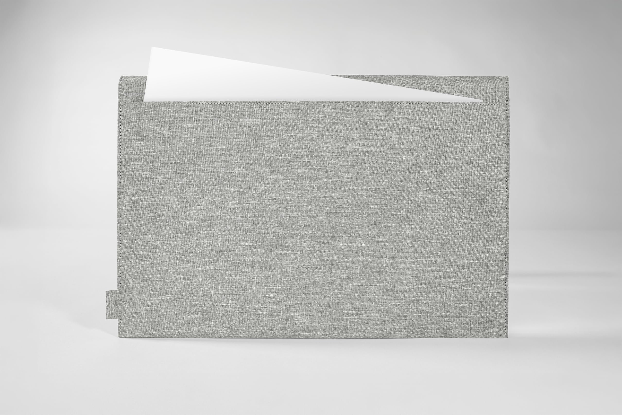 sigel-laptop-tasche-slim-sleeve-14-zoll-rpet-filz-hellgrau-mit-magnetverschluss image 2