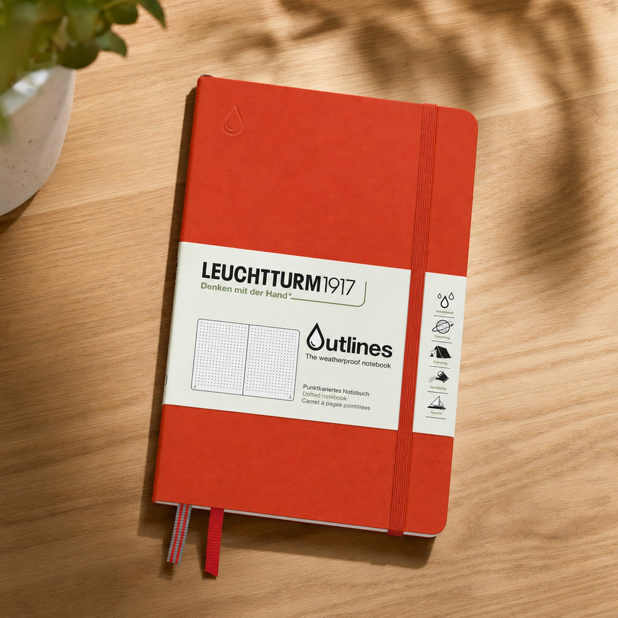 leuchtturm1917-outlines-notizbuch-b6-dotted-seekartenpapier-signal-orange image 3
