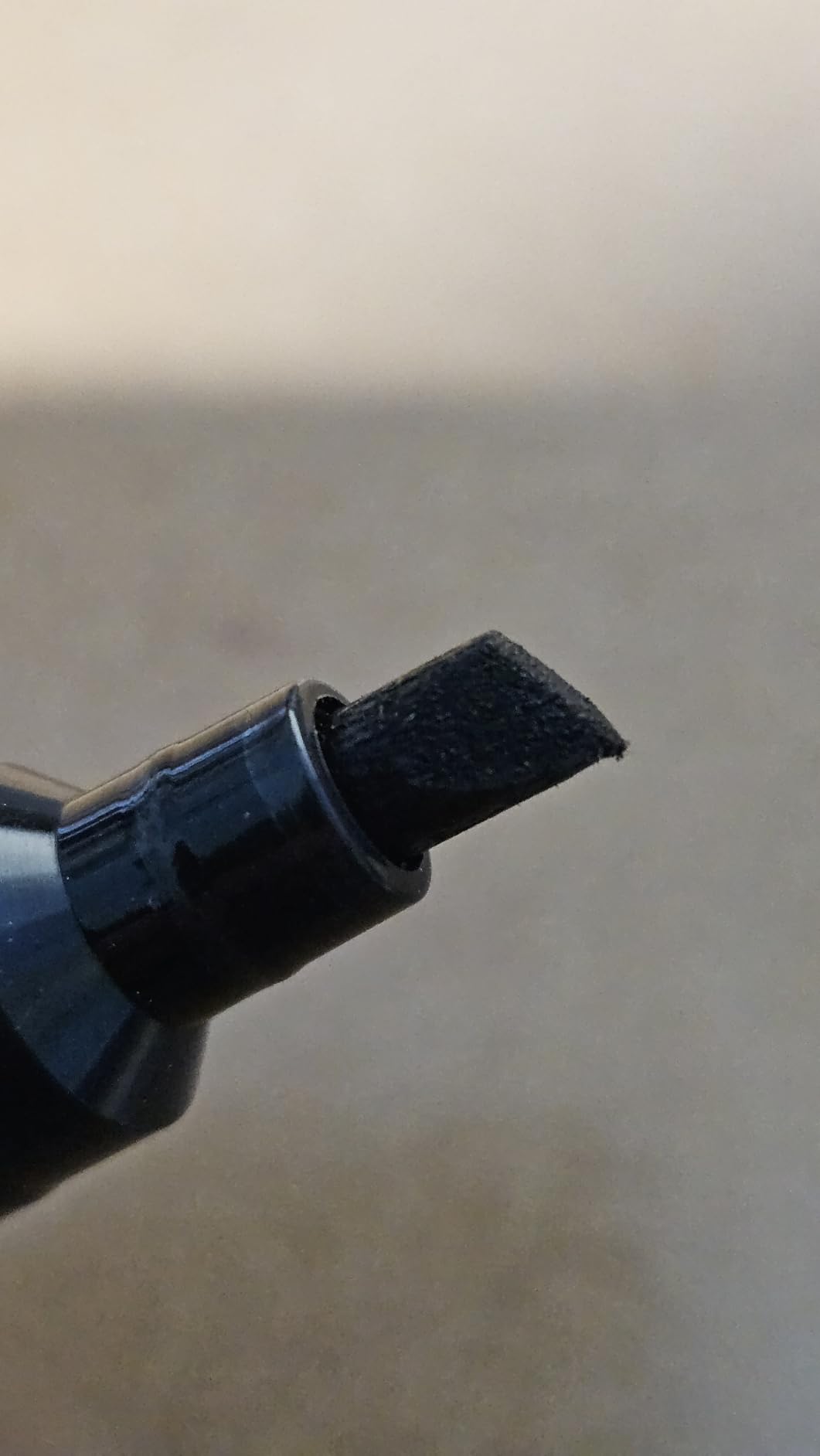 Schreibt super auf Glas