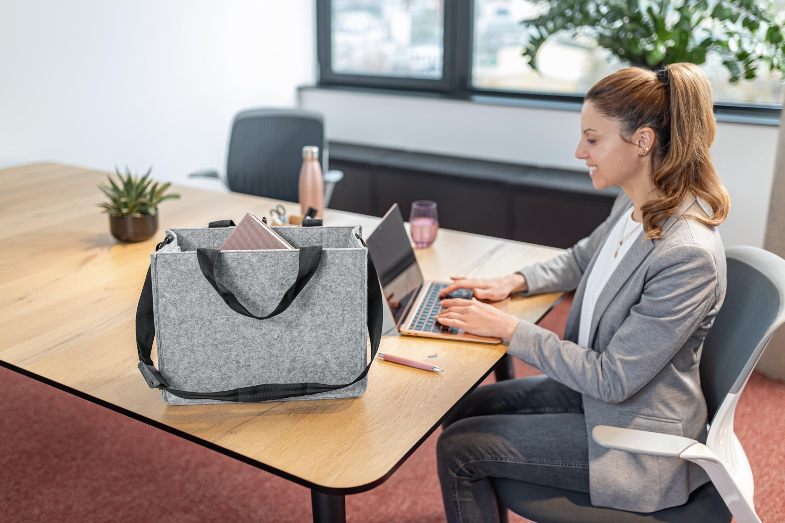 sigel-desk-sharing-bag-classic-hellgrau-medium-laptop-bis-15-4-zoll image 2