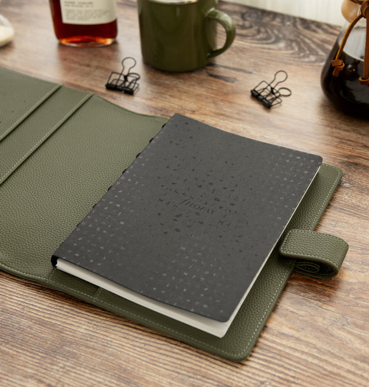 filofax-camden-organiser-a5-schwarz-olive-mocha-aus-recyceltem-kunstleder image 2